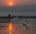Paul Ravenscroft_Sunset-over-Inle-Lake-Myanmar
