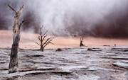 Paul-Ravenscroft_Sandstorm-in-Dead-Vlei-Namibia