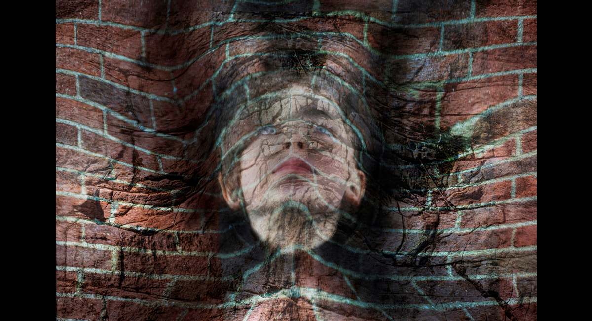 Sue (susan) Gwynne_We dont need no thought control Another kid in the wall (Copy)